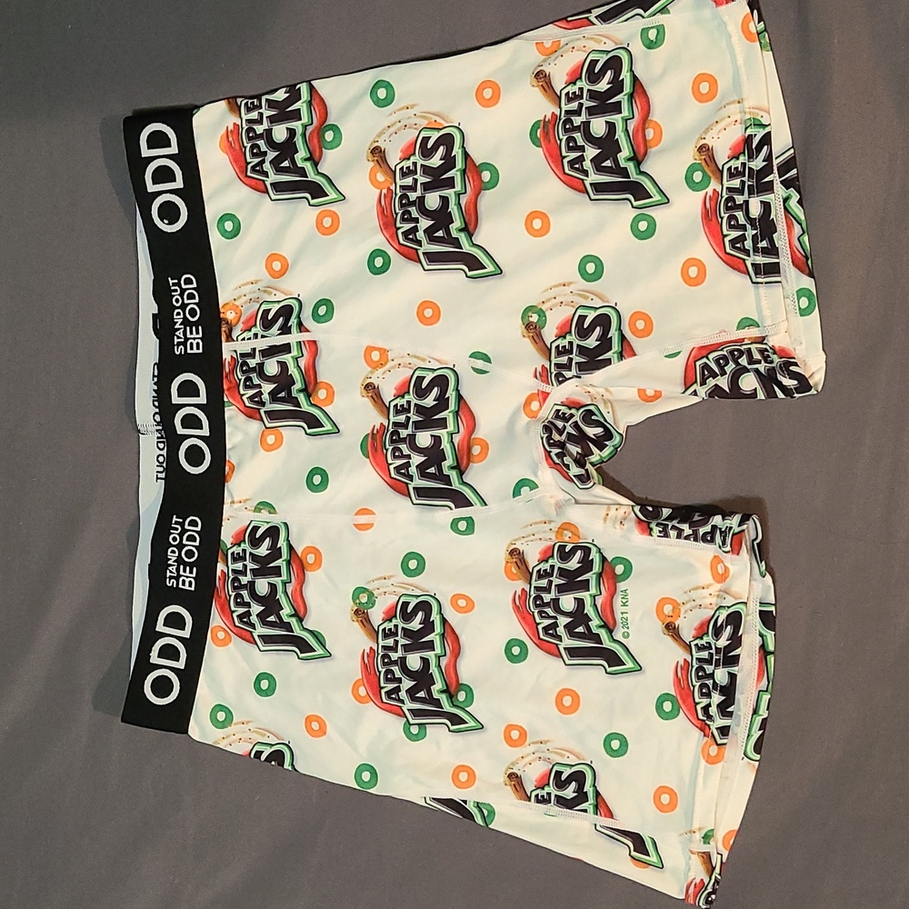 ODD STAND OUT BE ODD Apple Jacks Cereal Boxer briefs Mens size Large.